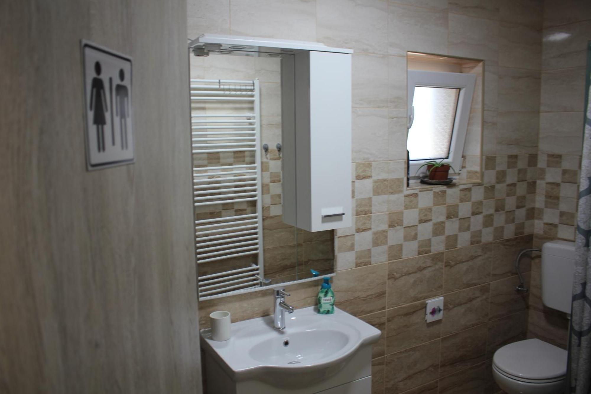 Studio Apartments Adian Korenica Oda fotoğraf