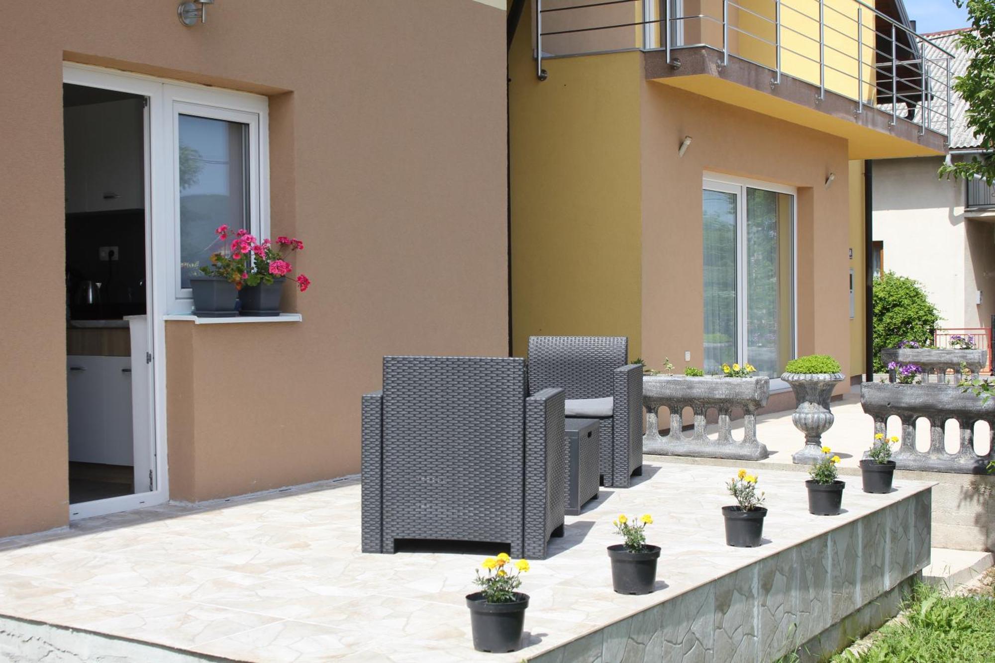 Studio Apartments Adian Korenica Oda fotoğraf